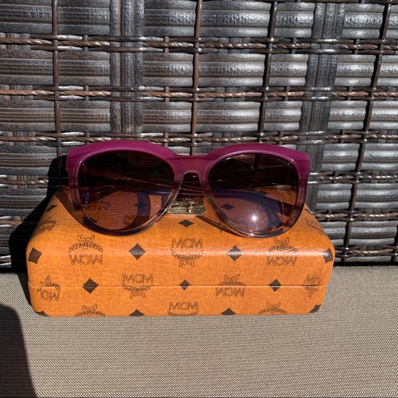 MCM Purple Ombré Sunglasses Cat Eye - Picture 2 of 10
